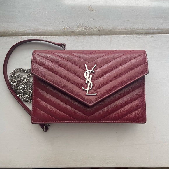 YSL Saint Laurent Monogram Cassandre WOC Mono Grain De Poudre Burgundy - Picture 2 of 13
